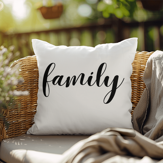 Outdoor Throw Pillow with “Family” Print – Premium UV-Resistant Cushion for Patio, Porch, or Garden Décor